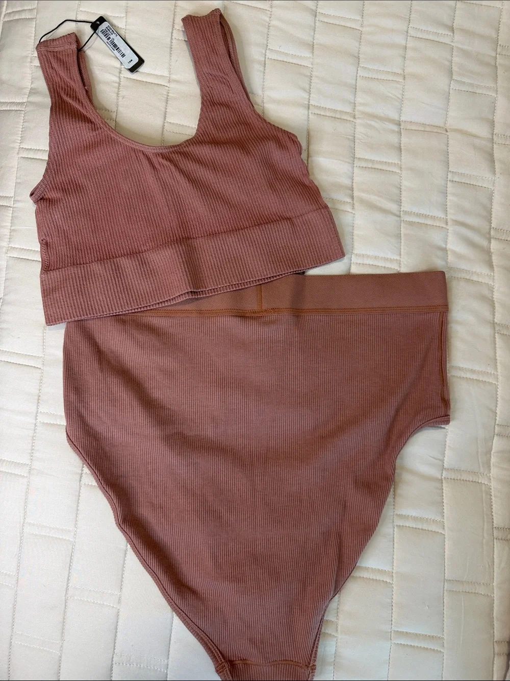 SKIMS Ribbed Scoop Bralette & High-Waist Brief Set - Mauve - Picture 2 of 3